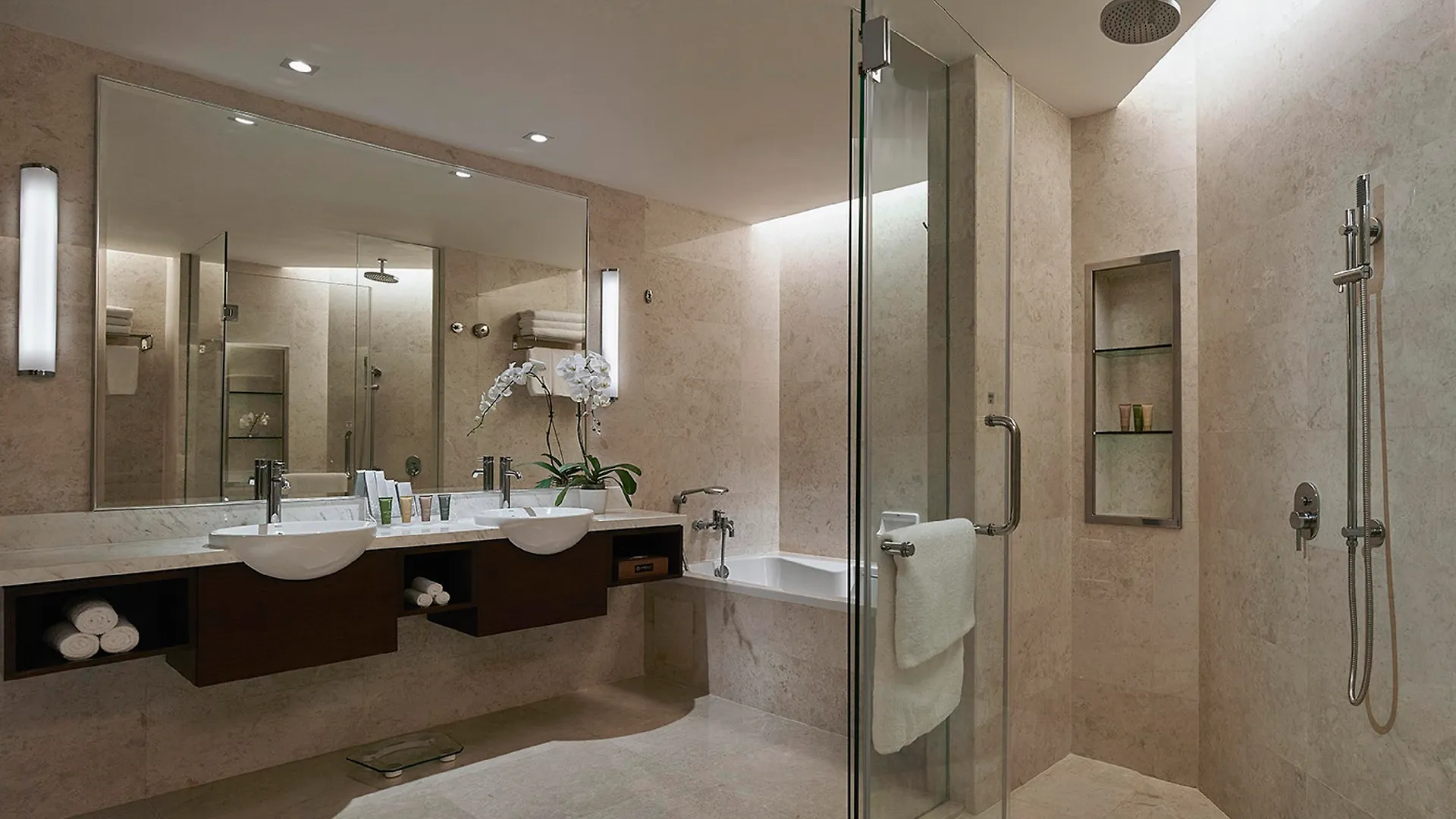 Hotel Equatorial Penang location